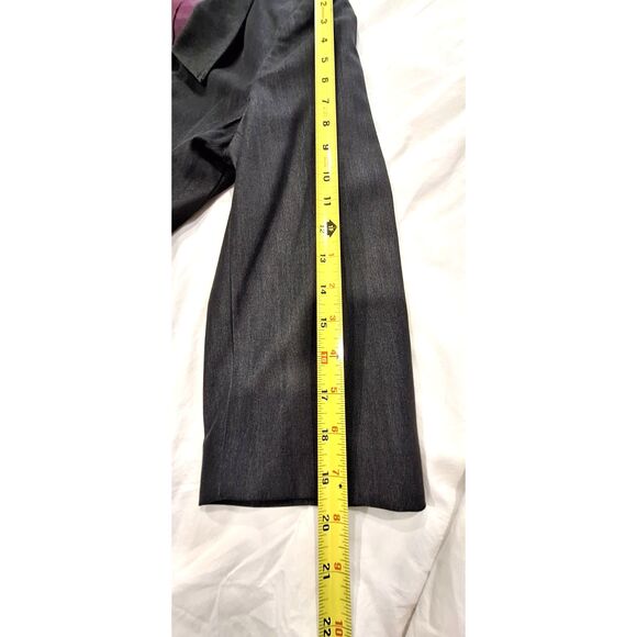 Larry Levine Ladies Gray Suit Jacket & Pant Size 12 - Picture 11 of 15